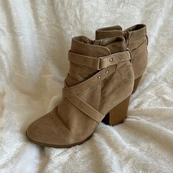 Strappy Light Brown Ankle Boots Womens Size 6 Tan Minimalist - Picture 2 of 4